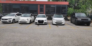 Εξαρθρώθηκε σπείρα με «αδυναμία» στα πολυτελή οχήματα – Πώς δρούσε