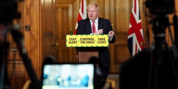 Η Βρετανία έσπασε το ρεκόρ θανάτων από Covid-19 στην Ευρώπη