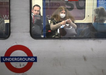 Η Βρετανία έχει στην πραγματικότητα τη μεγαλύτερη παγκοσμίως θνησιμότητα από κορονοϊό