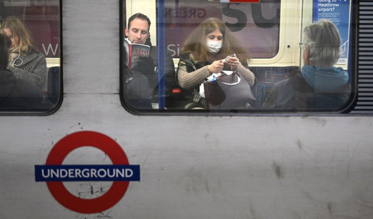 Η Βρετανία έχει στην πραγματικότητα τη μεγαλύτερη παγκοσμίως θνησιμότητα από κορονοϊό