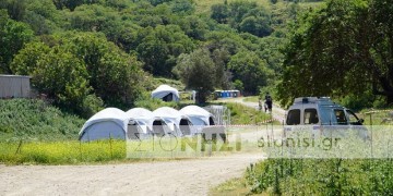 Μυτιλήνη: Τέσσερα κρούσματα κορονοϊού σε πρόχειρη δομή προσφύγων και μεταναστών