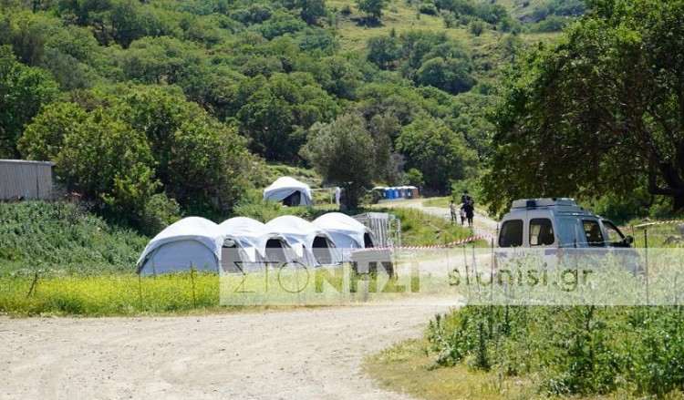 Μυτιλήνη: Τέσσερα κρούσματα κορονοϊού σε πρόχειρη δομή προσφύγων και μεταναστών