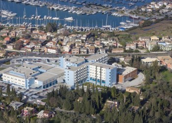 Με πολλαπλά τραύματα στο νοσοκομείο ο «δράκος της Κέρκυρας»