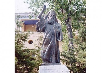 Ο Σύλλογος Μικρασιατών Θεσσαλονίκης καταδικάζει τη μεταφορά του ανδριάντα του Μητροπολίτη Κοζάνης Ιωακείμ