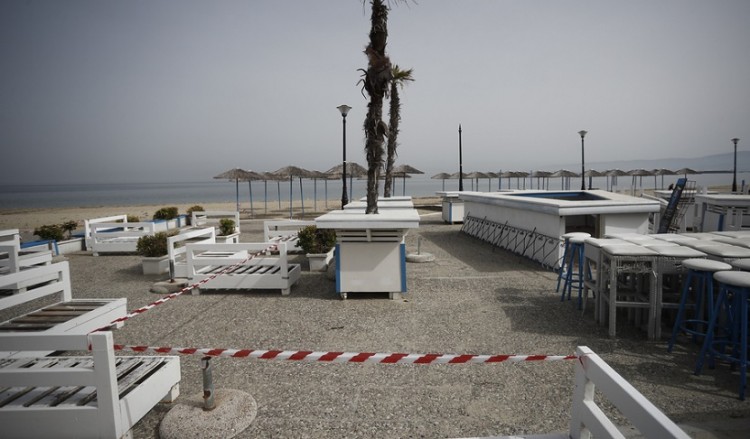 Κρίσιμο τεστ με τις παραλίες – Μπάνιο στη θάλασσα με πρωτόκολλο