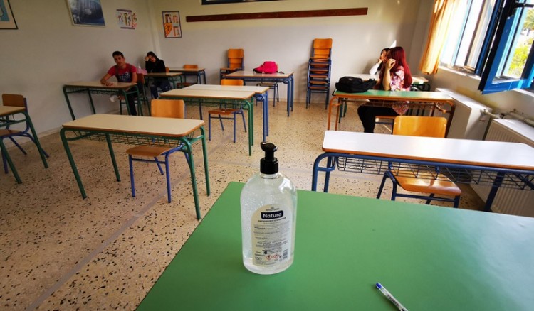 Σχολεία: Πώς θα γίνεται η απευθείας μετάδοση μαθημάτων