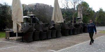 Πώς θα λειτουργήσουν μπαρ, καφέ και εστιατόρια μετά το «λουκέτο»