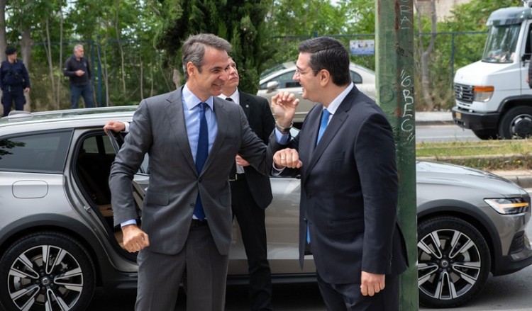 Μητσοτάκης: Μέχρι τις 15 Ιουνίου θα ανοίξουν τα χερσαία σύνορα για τον οδικό τουρισμό