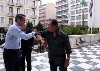 Μητσοτάκης: Δεν θα αφήσουμε ξεκρέμαστους τους ανθρώπους της τέχνης