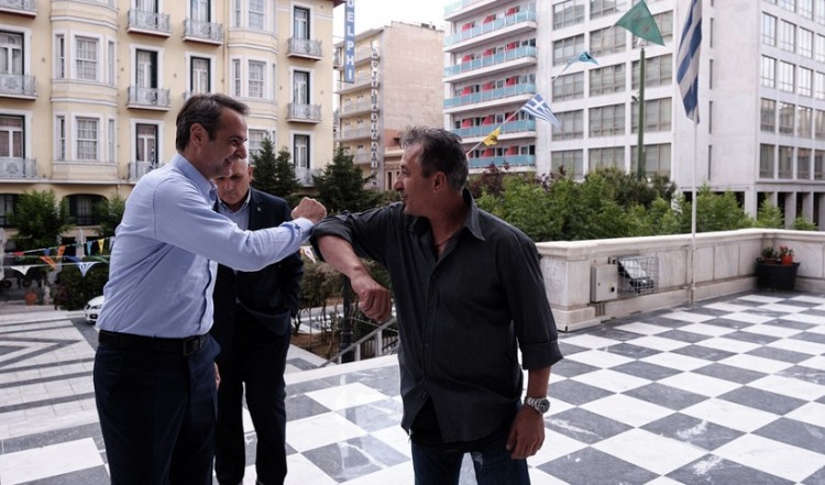 Μητσοτάκης: Δεν θα αφήσουμε ξεκρέμαστους τους ανθρώπους της τέχνης