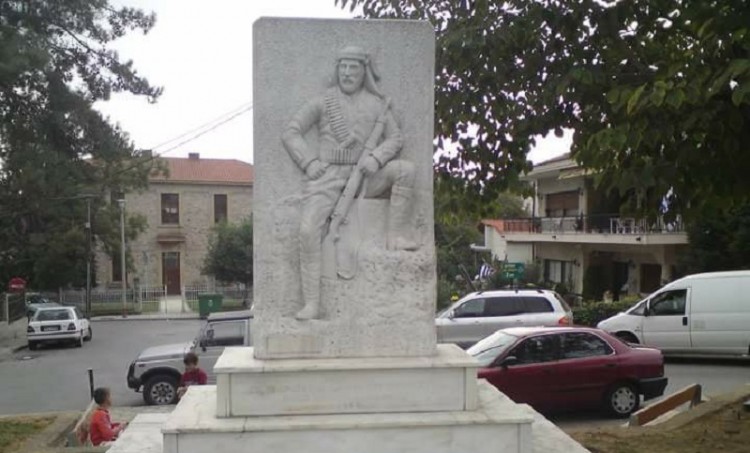 19η Μαΐου 2020: Τρισάγιο και κατάθεση στεφάνου από την Ένωση Ποντίων Πανοράματος
