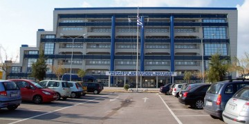 Επιτρέπεται από αύριο η μετακίνηση εργαζομένων σε επιχειρήσεις που επαναλειτουργούν στα νησιά