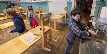 Οι Νορβηγοί πρώτα άνοιξαν παιδικούς σταθμούς και δημοτικά – Τι παρατήρησαν