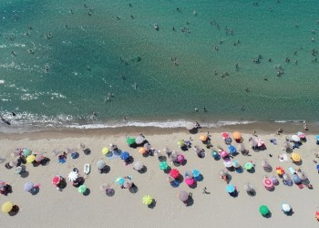 Η Τουρκία δεν θα δεχθεί Ρώσους τουρίστες τον Ιούνιο