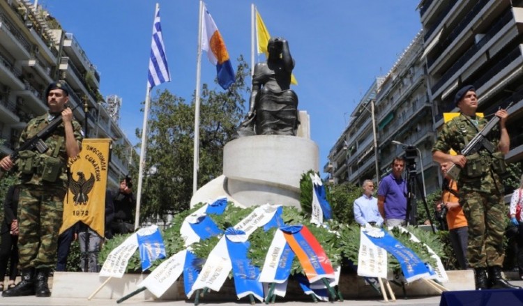 «Δεν ξεχνώ» είπε η Θεσσαλονίκη για τη Γενοκτονία των Ποντίων – Μήνυμα Τζιτζικώστα στην Τουρκία (φωτο)