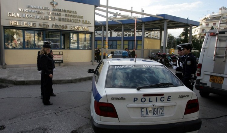 Κατέληξε 65χρονος που εντοπίστηκε σοβαρά τραυματισμένος στην Αρτέμιδα