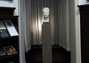2 Μαΐου 1941: Η σπουδαία Ελληνίδα Πηνελόπη Δέλτα φεύγει από τη ζωή