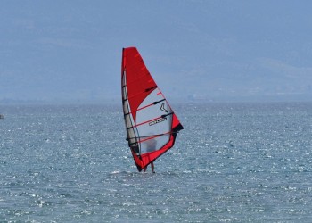 Μικρή άνοδος της θερμοκρασίας την Παρασκευή, μποφόρ στο Αιγαίο