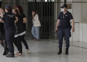 Δίκη Τοπαλούδη: Ισόβια και 15 έτη κάθειρξης η ποινή για τους κατηγορουμένους