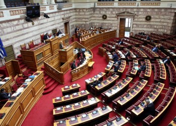 Βουλή: «Όχι» στην άρση ασυλίας 54 βουλευτών ΣΥΡΙΖΑ για τη Συμφωνία Πρεσπών