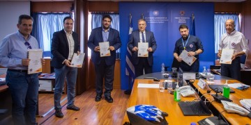 Ο Χαρδαλιάς παρουσίασε το «Πρότυπο Υπόδειγμα Σχεδίου Αντιμετώπισης Εκτάκτων Αναγκών για την πυροπροστασία»