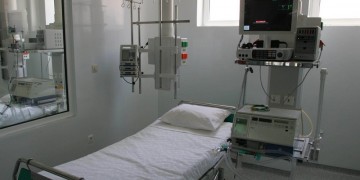 Κορονοϊός: 391 νέα κρούσματα, 98 διασωληνωμένοι