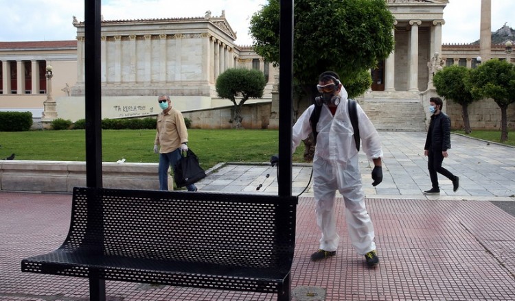 Κορονοϊός: 438 νέα κρούσματα, 83 διασωληνωμένοι 2