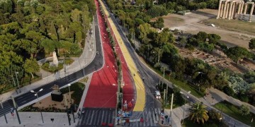 Η «νέα» Βασιλίσσης Όλγας στον Μεγάλο Περίπατο της Αθήνας (φωτο)