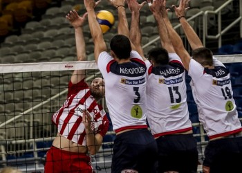 Ανατροπή από τον Φοίνικα στο ΟΑΚΑ, 3-2 τον Ολυμπιακό (βίντεο)