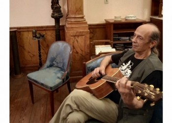Πέθανε ο Νίκος Σπυρόπουλος, του συγκροτήματος Σπυριδούλα