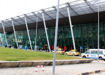 Αλβανία-Ελλάδα: Από τη Δευτέρα 15 Ιουνίου η αεροπορική επανσύνδεση