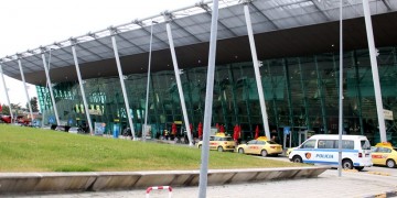 Αλβανία-Ελλάδα: Από τη Δευτέρα 15 Ιουνίου η αεροπορική επανσύνδεση