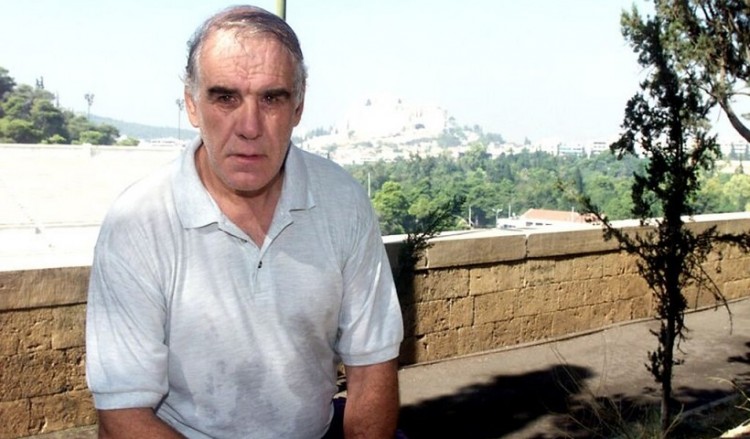 Σε λαϊκό προσκύνημα η σορός του Αλέφαντου – Πότε θα γίνει η κηδεία
