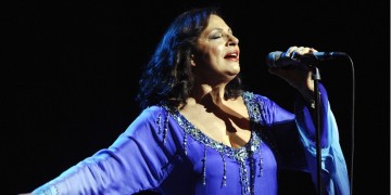 Η Χάρις Αλεξίου σταματά το τραγούδι – Γιατί πήρε αυτή την απόφαση