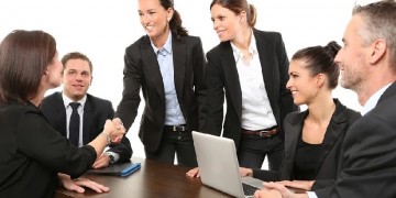 Ίση αμοιβή και ίσες ευκαιρίες ανδρών και γυναικών στο χώρο εργασίας δεν υπάρχουν!