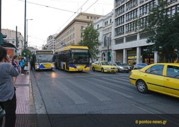 Οι νέες τιμές σε ΜΜΜ, ΚΤΕΛ και ταξί λόγω της μείωσης του ΦΠΑ