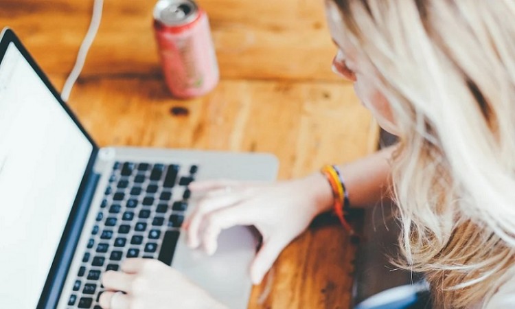 Επίθεση με βιτριόλι: Νέες αποκαλύψεις σε ιδιόχειρο σημείωμα – Είχε εμμονή και με μελαχρινή γυναίκα από τη δουλειά της