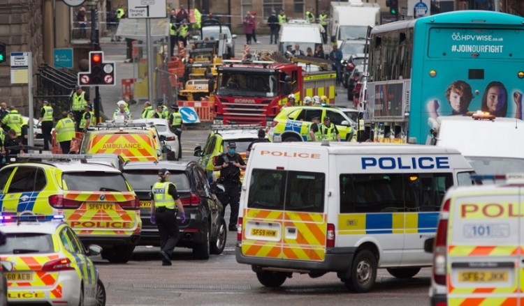 Επίθεση στη Γλασκόβη: Η αστυνομία δεν αντιμετωπίζει ως τρομοκρατικό το περιστατικό