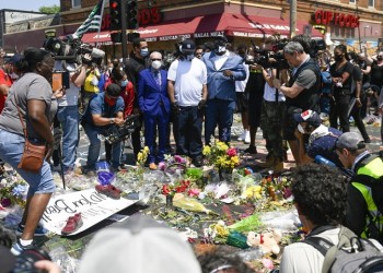 ΗΠΑ: Αδελφός του Τζορτζ Φλόιντ απευθύνει έκκληση για ειρηνικές διαδηλώσεις