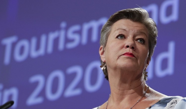 Η Ευρωπαϊκή Ένωση ανοίγει τα σύνορα από τον Ιούλιο