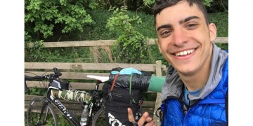 Σκωτία-Ελλάδα με ποδήλατο, κόντρα στο lockdown!