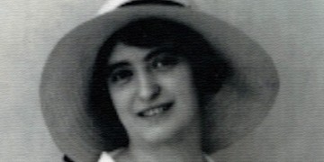 O βαθμός του Ταξίαρχου επί Τιμή απονέμεται στη Λέλα Καραγιάννη