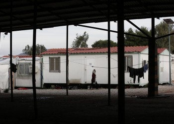 Καραντίνα σε τρεις δομές φιλοξενίας μεταναστών