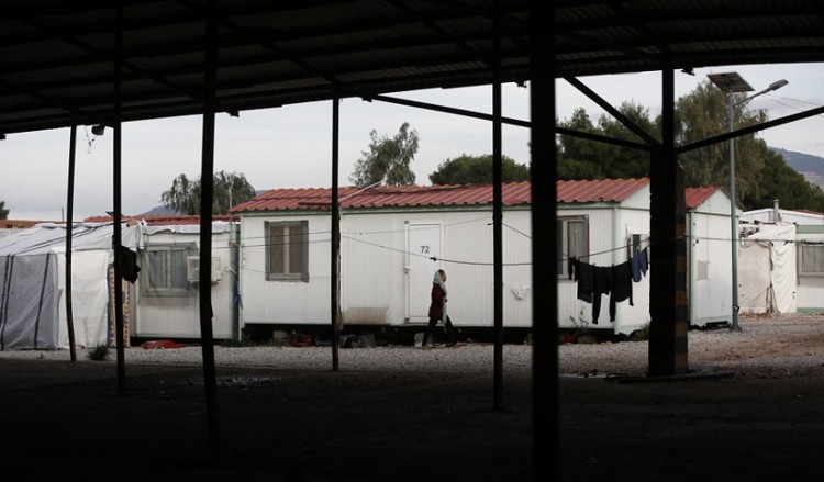 Καραντίνα σε τρεις δομές φιλοξενίας μεταναστών