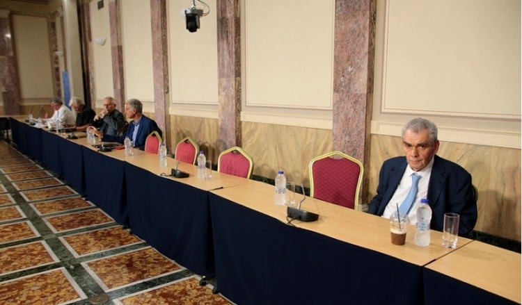 Ο Παπαγγελόπουλος αποχώρησε από την προανακριτική