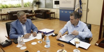 Η ανάπλαση του Φαληρικού Όρμου στο επίκεντρο της συνάντησης Πατούλη-Κάρναβου