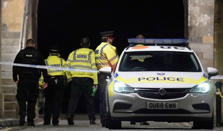 Βρετανία: Σύλληψη άνδρα στο Ρέντινγκ μετά την επίθεση με νεκρούς