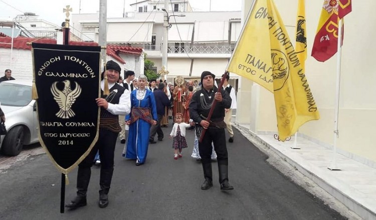 Έναρξη μαθημάτων ποντιακών χορών στην Ένωση Ποντίων Σαλαμίνας «Παναγία Σουμελά»