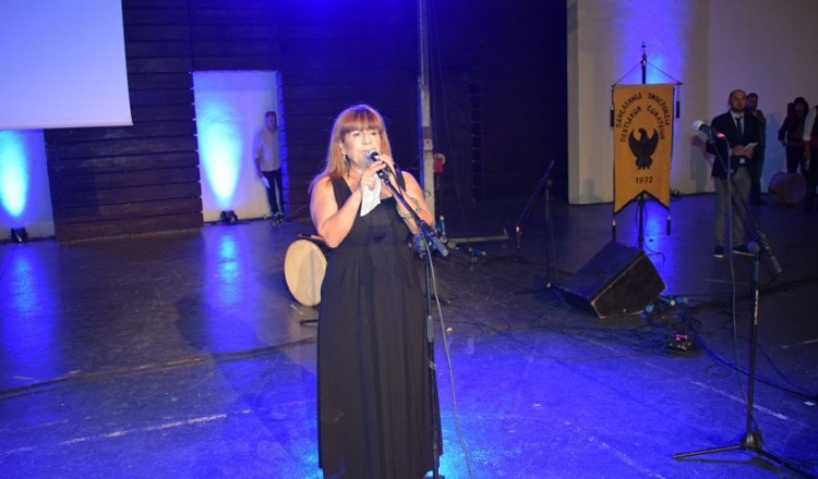 Χριστίνα Σαχινίδου: «Αφιερώνω το βραβείο μου στις 353.000 ψυχές που μαρτύρησαν στον αλησμόνητο Πόντο»