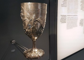 Παραδίδεται στην Ολυμπία το ολόγραμμα του κυπέλλου Bréal του Σπύρου Λούη (βίντεο)